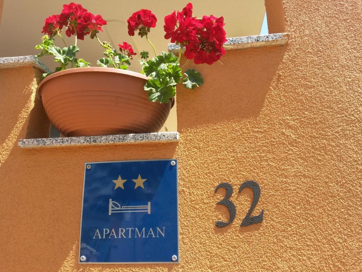 Apartments 4M Gornji Karin Dış mekan fotoğraf