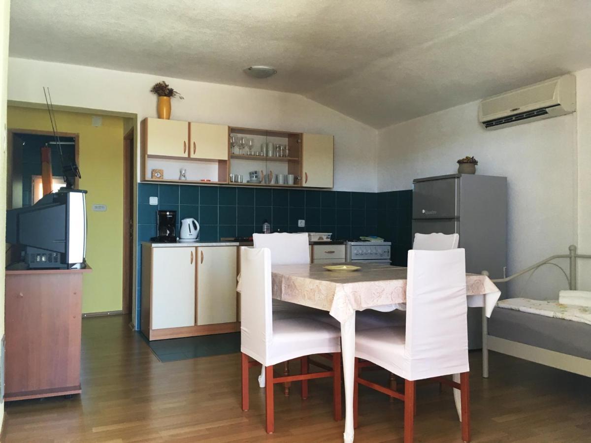 Apartments 4M Gornji Karin Dış mekan fotoğraf